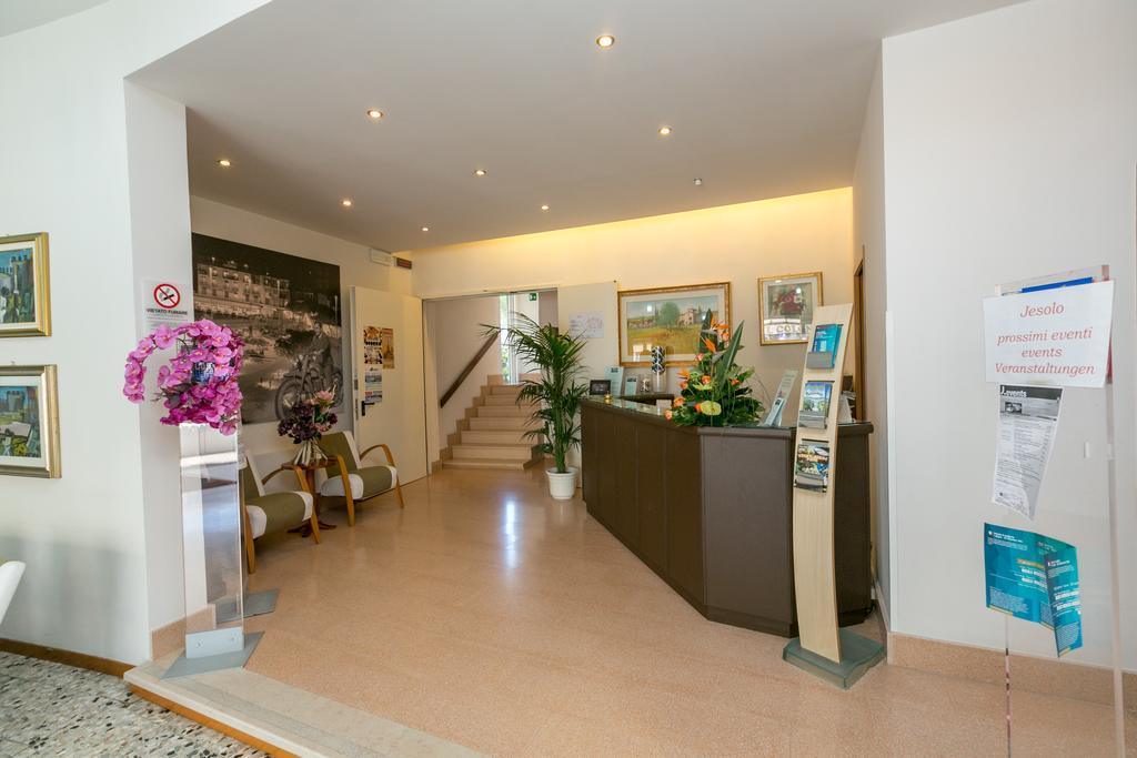 Hotel Colonna Lido di Jesolo Exteriér fotografie